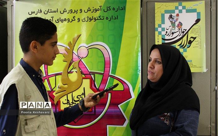 شرکت کنندگان جشنواره خوارزمی  استان فارس  نسبت به سال قبل 40 درصد افزایش داشته است