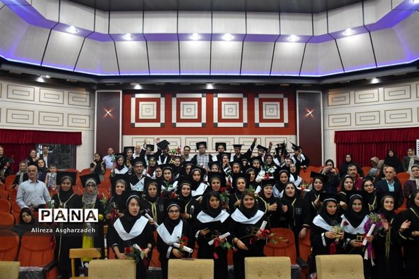 جشن فارغ‌التحصیلی دانشجوهای دانشگاه مازندران