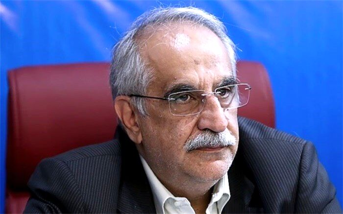 کرباسیان: صادرکنندگان می‌توانند اظهارنامه صادرات ارزی خود را در بورس عرضه کنند