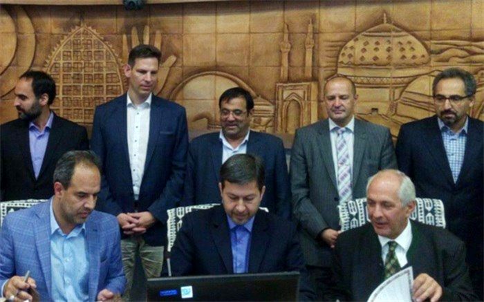 تفاهم نامه همکاری شهرداری یزد با  بنیاد جهانی انرژی امضا شد