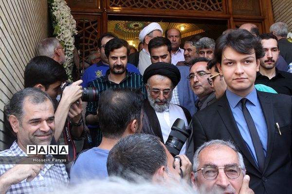 مراسم ترحیم پدر مصطفی تاج‌زاده