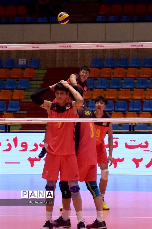 رقابت های قهرمانی والیبال نوجوانان آسیا در تبریز؛چین- تایلند