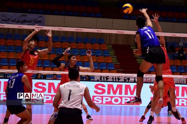 رقابت های قهرمانی والیبال نوجوانان آسیا در تبریز؛چین- تایلند