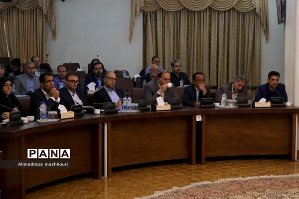 جلسه شورای برنامه ریزی استان آذربایجان شرقی