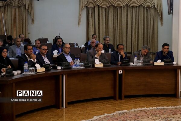 جلسه شورای برنامه ریزی استان آذربایجان شرقی