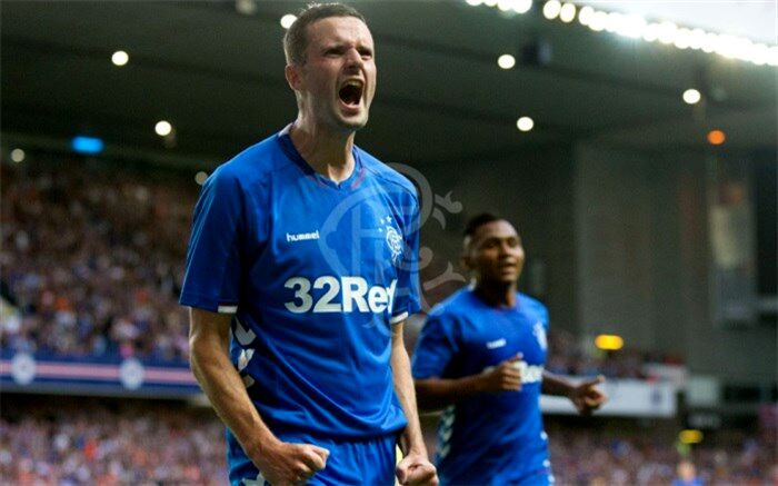 لیگ اروپا؛ اولین تجربه مربیگری جرارد شیرین شد