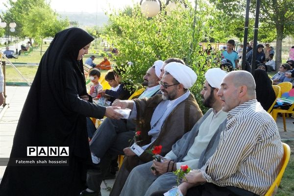 گرامیداشت سالروز ولادت حضرت معصومه(س) و روز دختر در  فیروزکوه