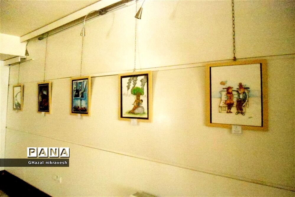نمایشگاه گروهی کاریکاتور