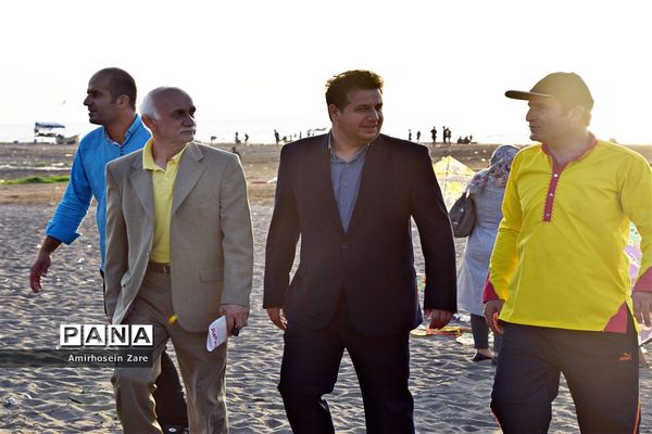 جشنواره بادبادک‌ها در فریدونکنار