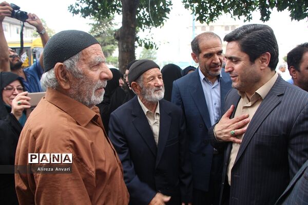 تجلیل از دانش‌آموزان مدال‌آور در المپیاد جهانی ریاضی