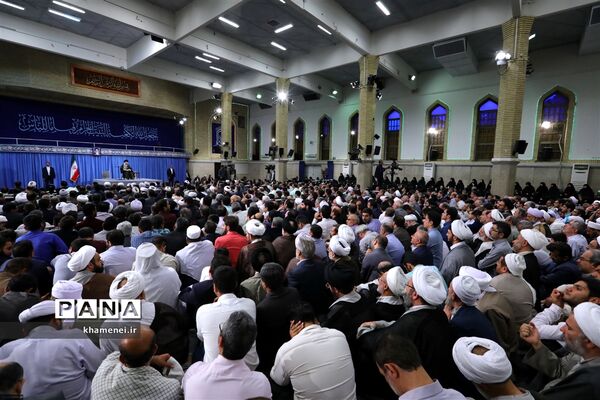 دیدار کارگزاران حج با  رهبر انقلاب اسلامی