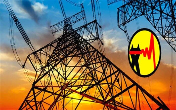 تغییر ساعت کار ادارات، مصرف برق را ۲هزار مگاوات کاهش داد
