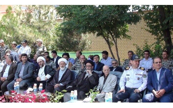 با حضورنماینده ولی فقیه در آذربایجان شرقی مدرسه 6 کلاسه خیرساز خسروشاه کلنگ‌زنی شد