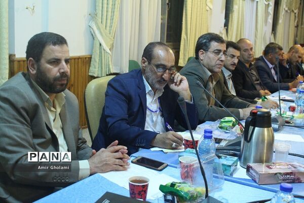 جلسه‌ توجیهی سرپرستان استان های حاضر در اردوی ملی مناطق مرزی