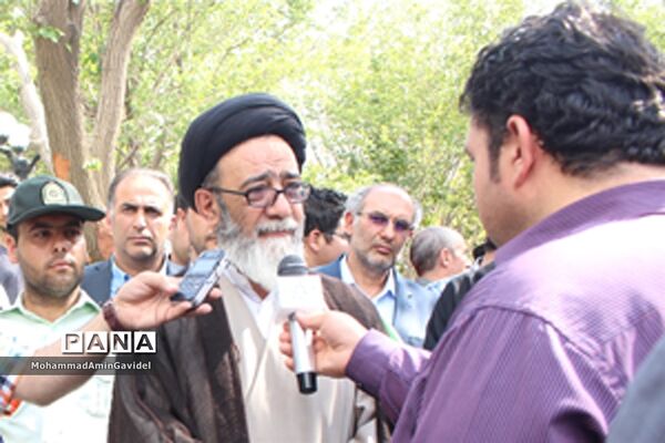 مراسم  بهره برداری از پارک قازان (باغ توت گلگشت) در تبریز