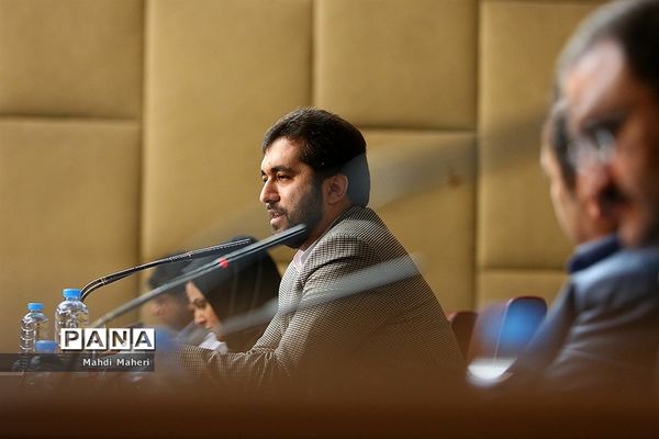 اجلاس عمومی شورای عالی استانها