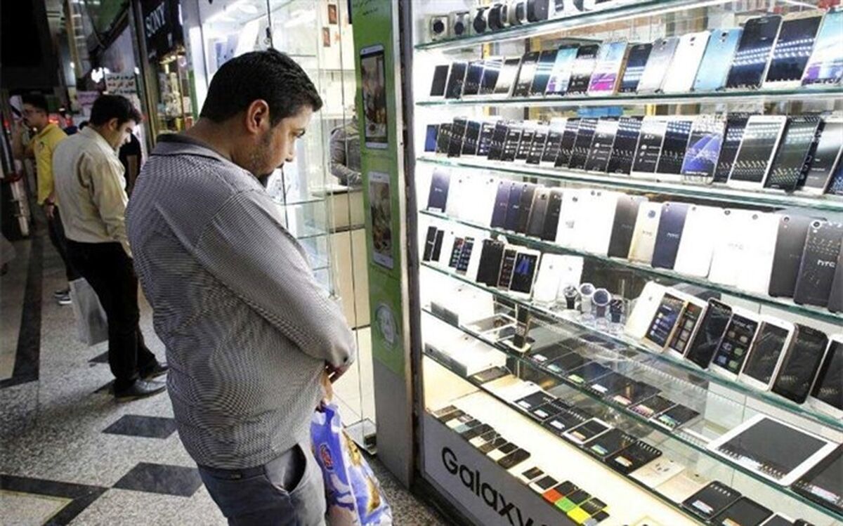 تخلف تازه در بازار تلفن همراه؛ سودجویی مالیاتی از خریداران