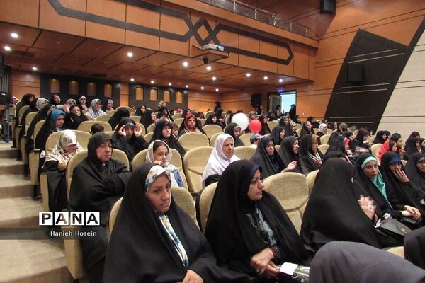 برگزاری همایش عفاف و حجاب در چهاردانگه