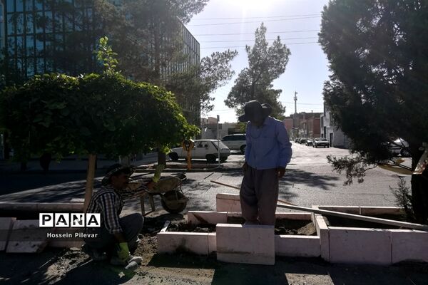 اجرای جدول گذاری خیابان های شهرستان بیرجند