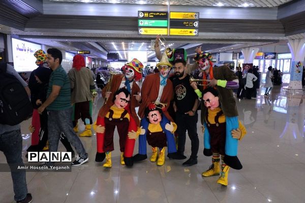 استقبال از مسافران جشنواره تابستانی کیش