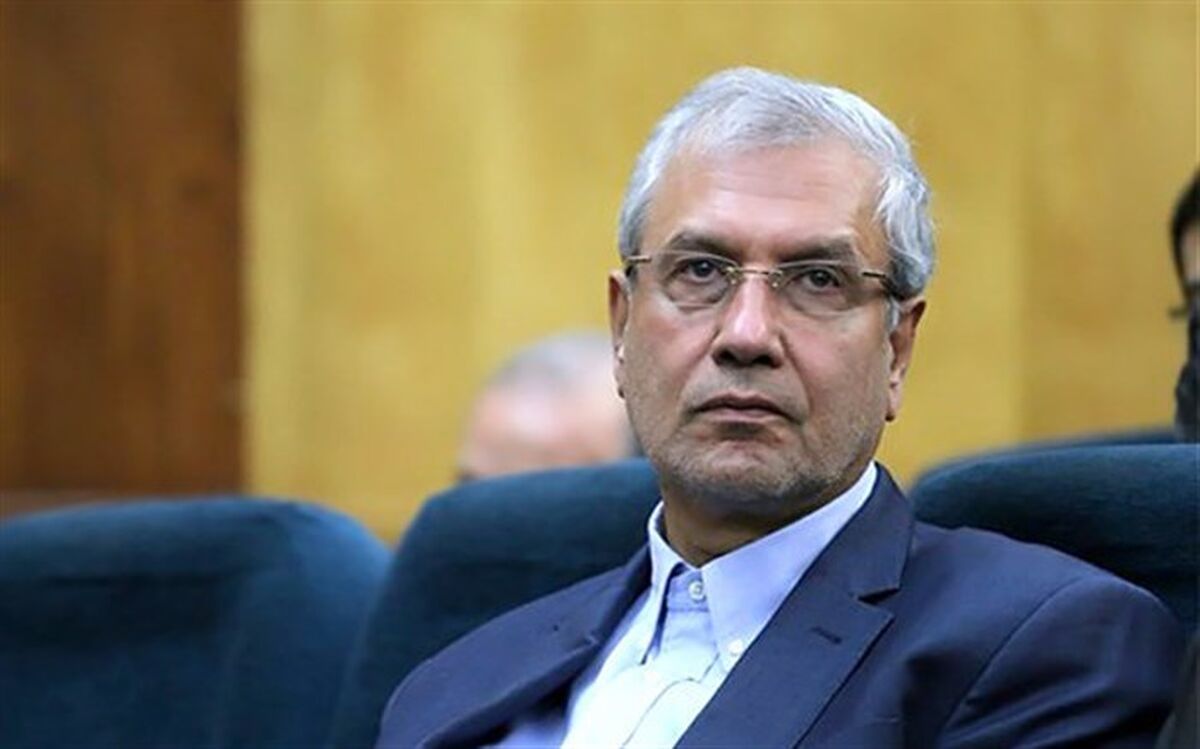 ربیعی: سازمان تامین‌اجتماعی را با چنگ و دندان اداره می‌کنیم