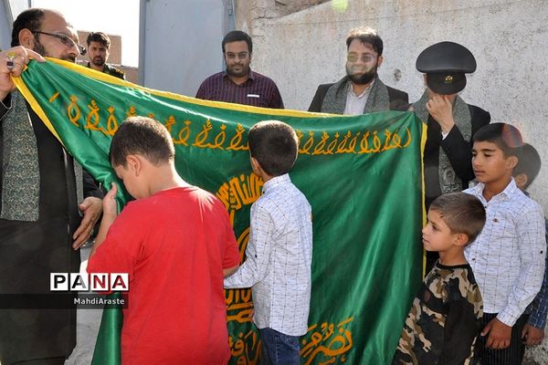 مرکزنگهداری کودکان بی سرپرست و  بد سرپرست  شهرستان درمیان میزبان خادمان امام رضا(ع )