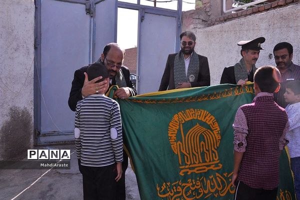 مرکزنگهداری کودکان بی سرپرست و  بد سرپرست  شهرستان درمیان میزبان خادمان امام رضا(ع )