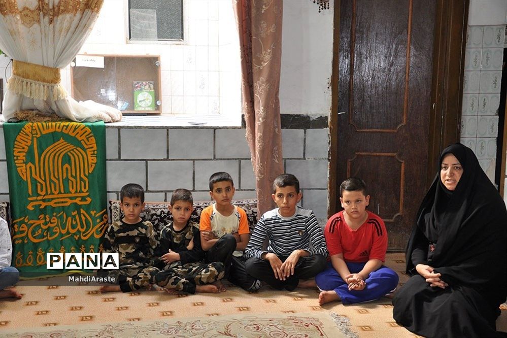 مرکزنگهداری کودکان بی سرپرست و  بد سرپرست  شهرستان درمیان میزبان خادمان امام رضا(ع )