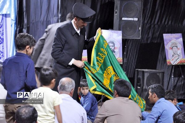 جشن زیرسایه خورشید با حضور خادمان بارگاه منور رضوی درنهبندان