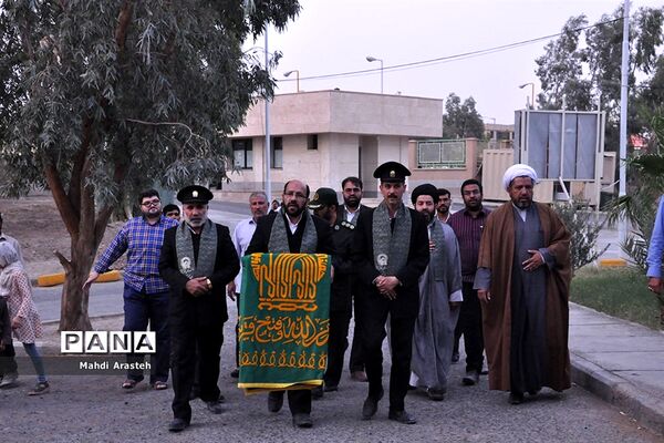 ورود کاروان خدام حرم مطهر رضوی به بیمارستان شهیدآتشدست نهبندان