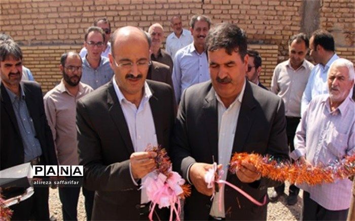 خط انتقال فاضلاب محدوده مسجد جامع اردستان آغاز می‌شود