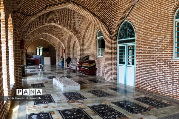 بازدید خبرنگاران از امامزادگان و بقاع متبرکه آذربایجان غربی