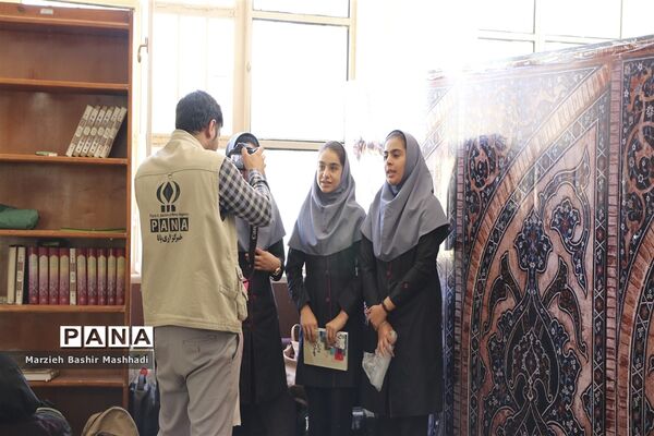 نخستین روز از اردوی دختران پیشتاز