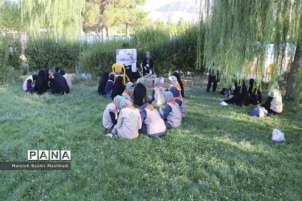 نخستین روز از اردوی استانی دختران پیشتاز فارس