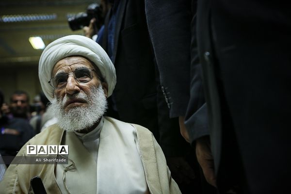 مراسم ختم پدر «وحید حقانیان»