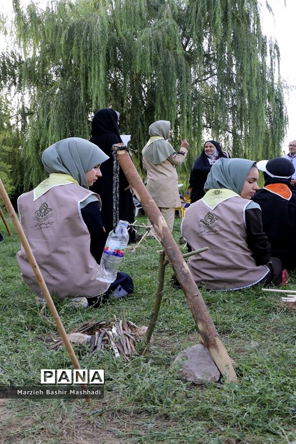 بازدید مسئولان اداره کل آموزش و پرورش کل فارس از اردو دختران پیشتاز