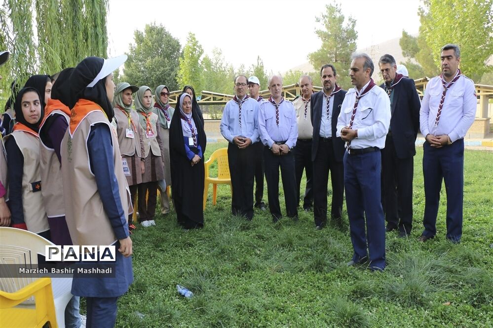 بازدید مسئولان اداره کل آموزش و پرورش کل فارس از اردو دختران پیشتاز