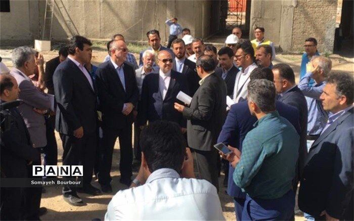 وزیر ورزش و جوانان از ورزشگاه انقلاب کرج بازدید کرد