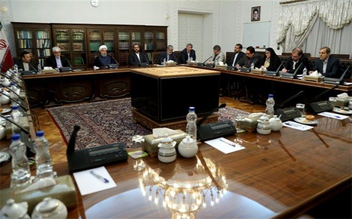 دیدار هیات رئیسه فراکسیون امید با روحانی + تصویر