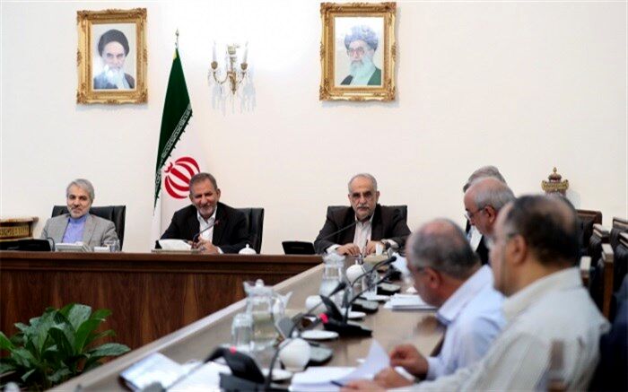 معاون اول رئیس‌جمهوری:ساکنان مناطق محروم باید از مزایای احداث صنایع و طرح‌های عمرانی بهره‌مند شوند