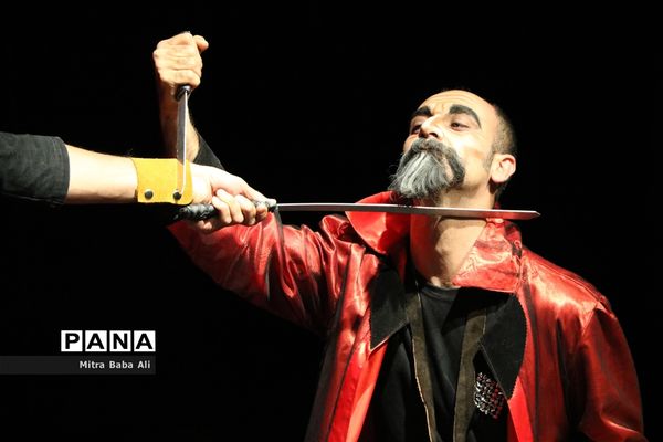 اجرای تئاتر «هملت»