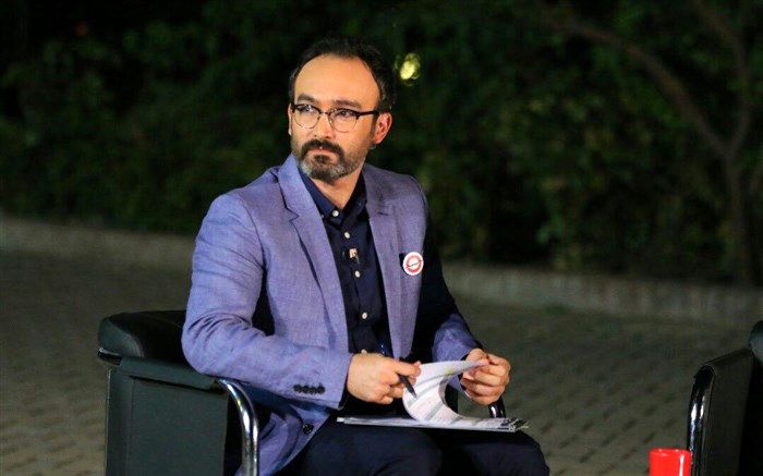 در ویژه برنامه چرخ مطرح شد: در ماه گرفتگی ماه را قرمز می بینیم