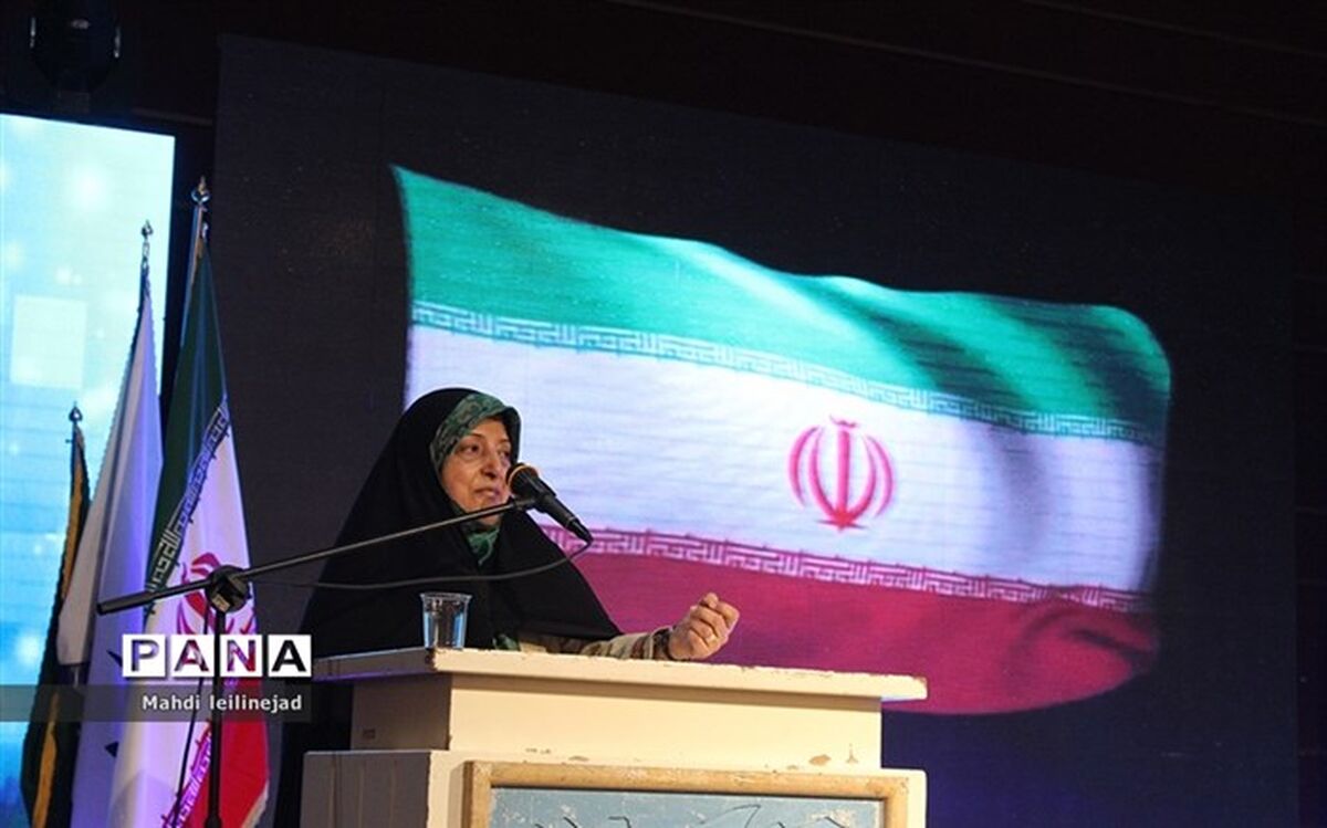 معصومه ابتکار خبر داد:  برنامه‌ریزی  برای آموزش حقوق شهروندی به دانش‌آموزان