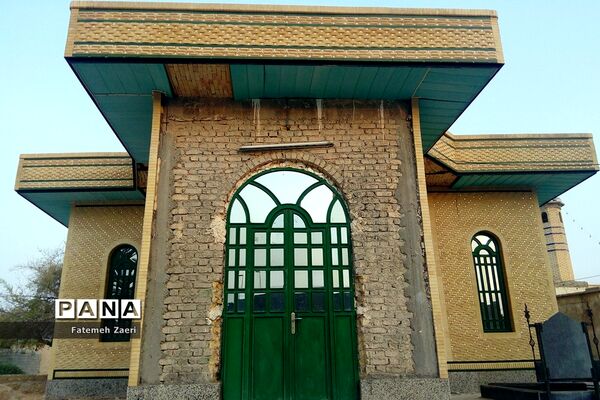 توقف بازسازی بقعه امام زاده نورالدین لامِرد فارس