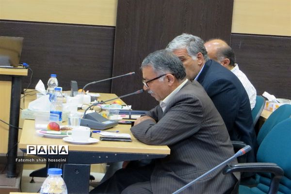 نشست مشترک هیئت‌های ورزشی شهرستان فیروزکوه