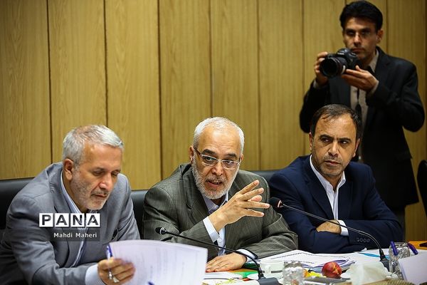 نشست شورای آموزش و پرورش مناطق آزاد تجاری و صنعتی