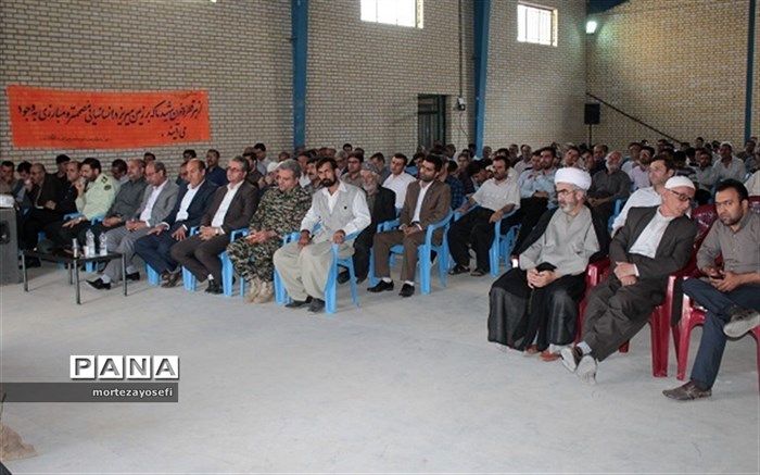 مراسم یادواره شهدا( آبروی کوچه ها و افتخار محله) در دهگلان برگزار شد