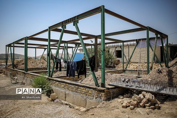 نجات‌یافته‌گان زلزله کرمانشاه