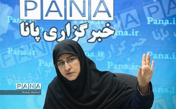 آموزش و پرورش با قراردادهای کمک‌آموزشی موسسه‌ها با مدارس مقابله می‌کند