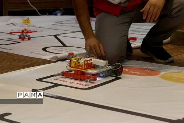 دوره آموزشی کاربرد علم، فناوری، مهندسی و ریاضیات  در کاهش آثار سوانح و بلایا در تبریز